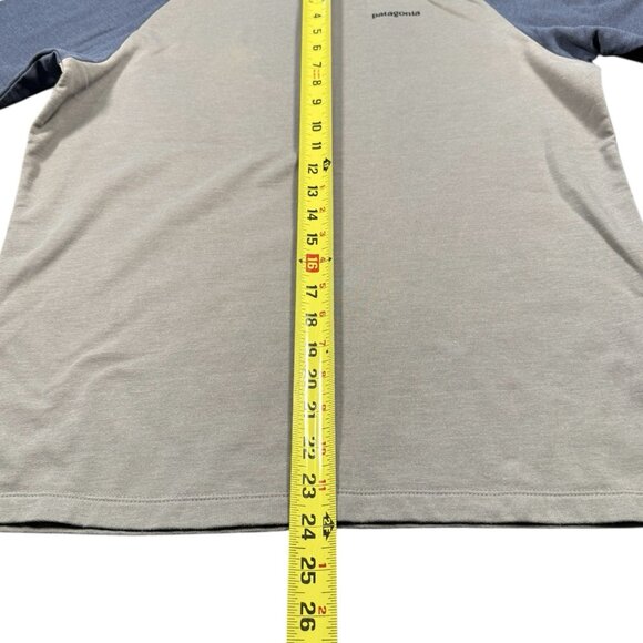 Patagonia Sweatshirt Mens Medium Grey Blue Crewneck Lightweight Climbing Outdoor - Picture 6 of 6